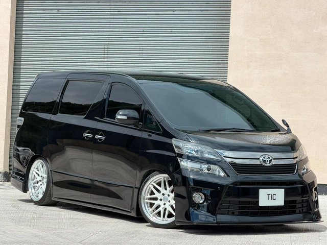 View our TOYOTA VELLFIRE