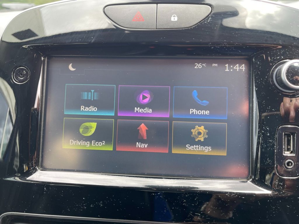 USED 2017 17 RENAULT CLIO 1.5 dCi Dynamique S Nav Hatchback 5dr Diesel EDC Euro 6 (s/s) (90 ps) 