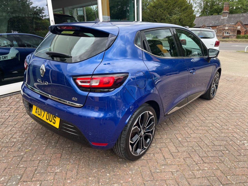 USED 2017 17 RENAULT CLIO 1.5 dCi Dynamique S Nav Hatchback 5dr Diesel EDC Euro 6 (s/s) (90 ps) 