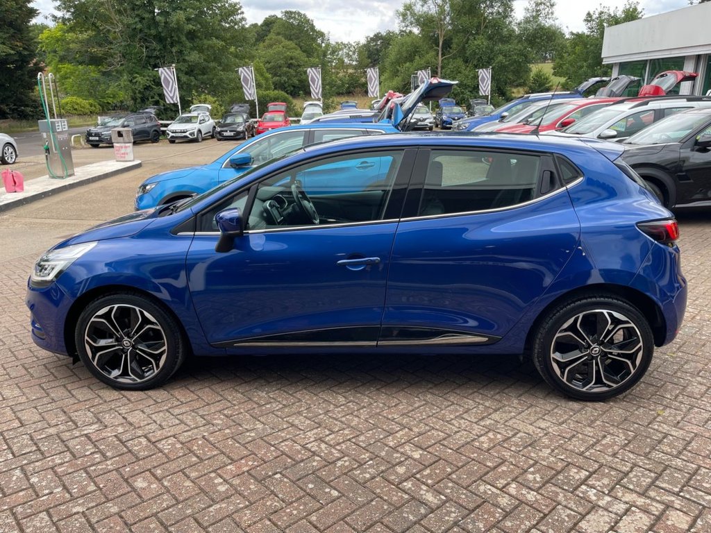 USED 2017 17 RENAULT CLIO 1.5 dCi Dynamique S Nav Hatchback 5dr Diesel EDC Euro 6 (s/s) (90 ps) 