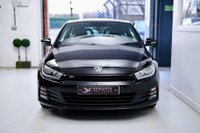 USED 2015 15 VOLKSWAGEN SCIROCCO 2.0 TDI BlueMotion Tech R-Line Hatchback 3dr Diesel DSG Euro 6 (s/s) (184 ps) BLACK | BLACK | BLACK