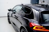 USED 2015 15 VOLKSWAGEN SCIROCCO 2.0 TDI BlueMotion Tech R-Line Hatchback 3dr Diesel DSG Euro 6 (s/s) (184 ps) BLACK | BLACK | BLACK