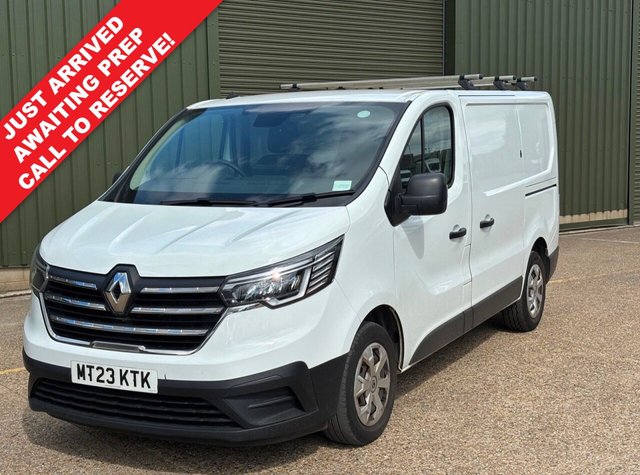 2023 RENAULT TRAFIC