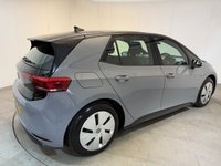 USED 2022 22 VOLKSWAGEN ID.3 Pro 58kWh Life Hatchback 5dr Electric Auto (145 ps) 