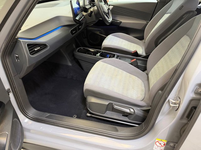 View our Volkswagen Id.3 Pro 58kWh Life Hatchback 5dr Electric Auto (145 ps)
