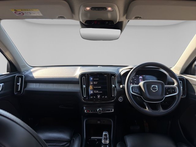 View our VOLVO XC40