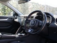 USED 2023 72 MG MG ZS 51.1kWh Trophy Connect SUV 5dr Electric Auto (176 ps) 
