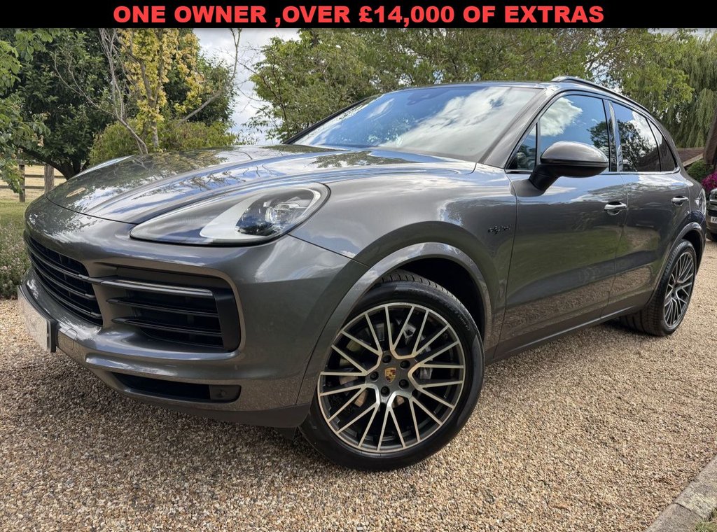 Grey 2020 Porsche Cayenne Estate All-wheel drive Automatic