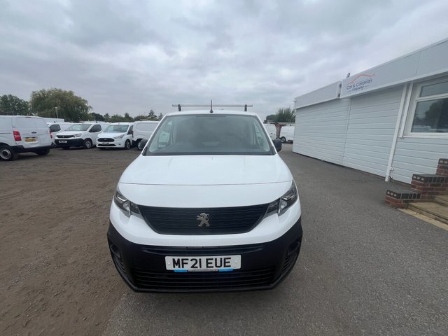 View our PEUGEOT PARTNER