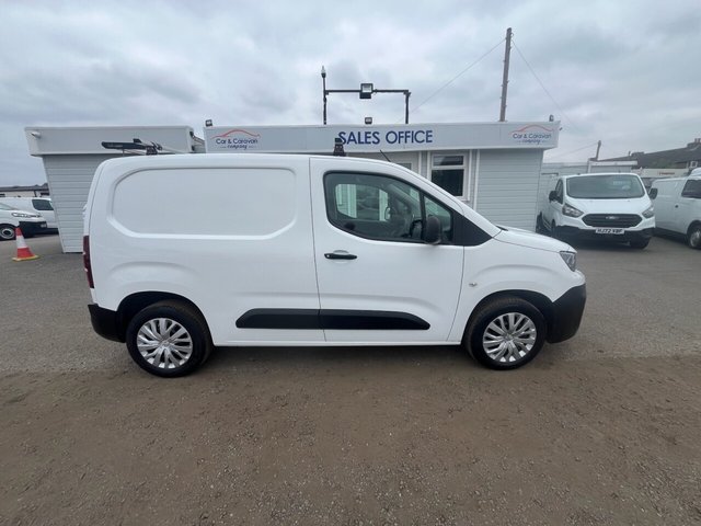 View our PEUGEOT PARTNER