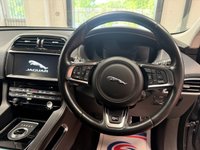 USED 2017 17 JAGUAR F-PACE 3.0 D300 V6 S SUV 5dr Diesel Auto AWD Euro 6 (s/s) (300 ps) 