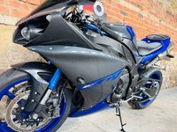 USED 2014 14 YAMAHA R1 BIG BANG Akrapovic Exhausts + Extras
