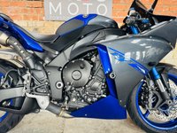 USED 2014 14 YAMAHA R1 BIG BANG Akrapovic Exhausts + Extras