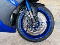 USED 2014 14 YAMAHA R1 BIG BANG Akrapovic Exhausts + Extras