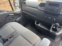 USED 2022 72 RENAULT MASTER 2022 Renault Master 2.3 dCi Energy 35 Business Curtain Side Vehicle 