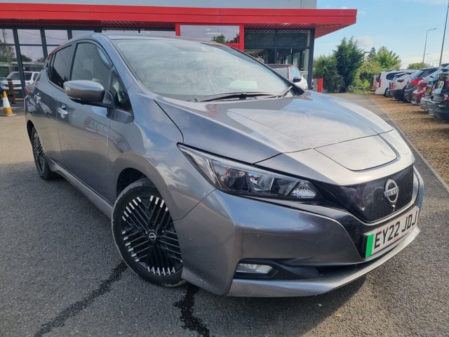 View our Nissan Leaf 39kWh N-Connecta Hatchback 5dr Electric Auto (150 ps)
