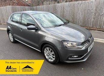 2015 VOLKSWAGEN POLO