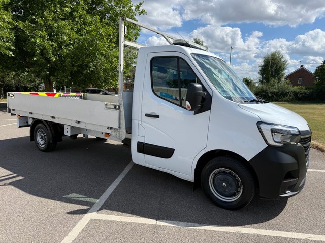 View our RENAULT MASTER