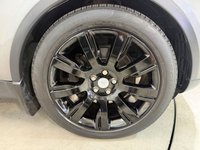 USED 2017 17 LAND ROVER DISCOVERY 3.0 TD V6 HSE Luxury SUV 5dr Diesel Auto 4WD Euro 6 (s/s) (258 ps) Land Rover Main Agent History