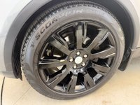 USED 2017 17 LAND ROVER DISCOVERY 3.0 TD V6 HSE Luxury SUV 5dr Diesel Auto 4WD Euro 6 (s/s) (258 ps) Land Rover Main Agent History