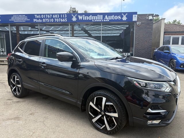 View our NISSAN QASHQAI