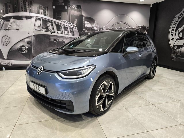 View our Volkswagen Id.3 Pro Performance 58kWh Family Hatchback 5dr Electric Auto (204 ps)
