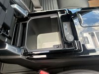 USED 2020 70 LAND ROVER DISCOVERY 3.0 SD V6 HSE SUV 5dr Diesel Auto 4WD Euro 6 (s/s) (306 ps) 