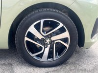 USED 2021 21 PEUGEOT 108 1.0 Collection Euro 6 (s/s) 5dr Low miles