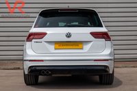 USED 2018 18 VOLKSWAGEN TIGUAN 2.0 TDI R-Line SUV 5dr Diesel Manual Euro 6 (s/s) (150 ps) Sunroof + CarPlay + Adaptive Cruise