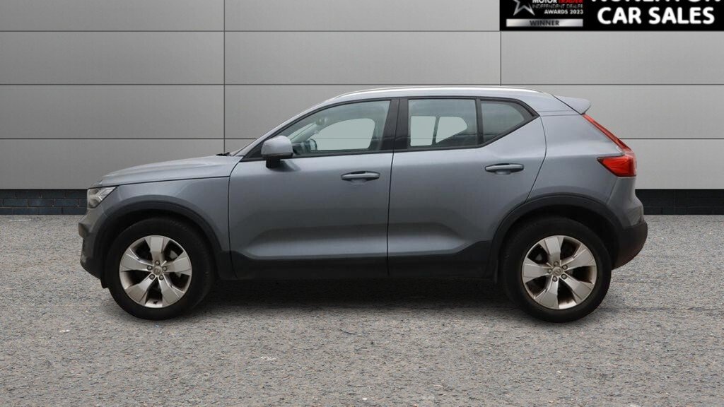USED 2019 19 VOLVO XC40 1.5 T3 Momentum SUV 5dr Petrol Manual Euro 6 (s/s) (156 ps) 