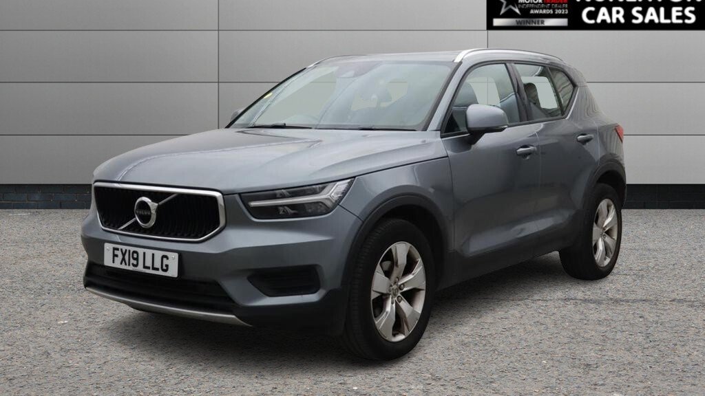 USED 2019 19 VOLVO XC40 1.5 T3 Momentum SUV 5dr Petrol Manual Euro 6 (s/s) (156 ps) 