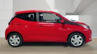 USED 2017 17 TOYOTA AYGO 1.0 VVT-i x-play Hatchback 5dr Petrol Manual Euro 6 (68 ps) 