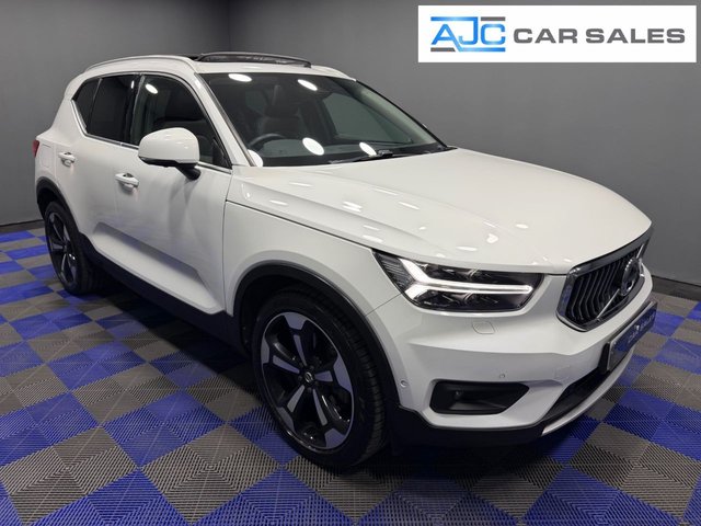 View our VOLVO XC40