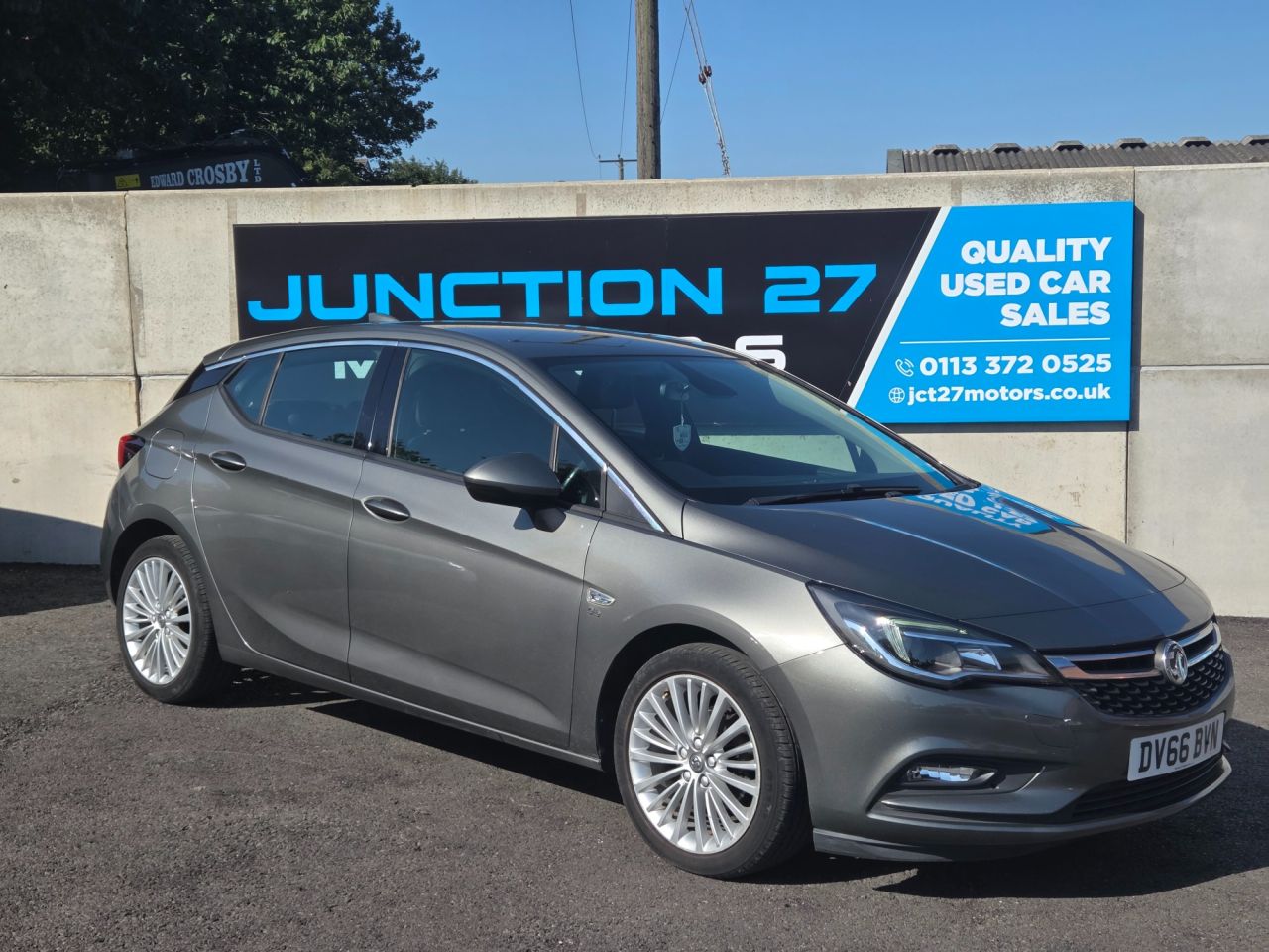 VAUXHALL ASTRA 1.4i Turbo Elite Nav Hatchback 5dr Petrol Manual Euro 6 (150 ps) - Image 1