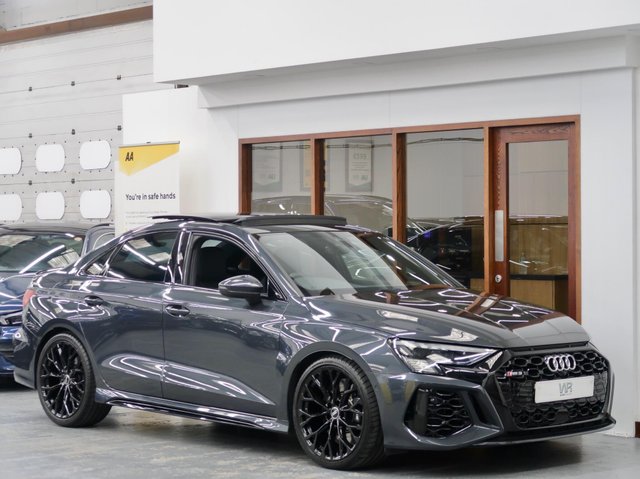View our AUDI RS3