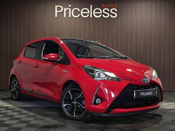 2017 TOYOTA YARIS 1.5 VVT-h Design Hatchback 5dr Petrol Hybrid E-CVT Euro 6 (s/s) (100 ps) £11000.00