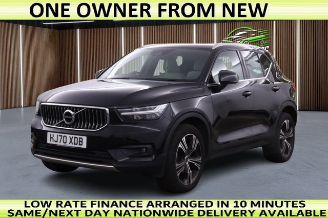 View our VOLVO XC40