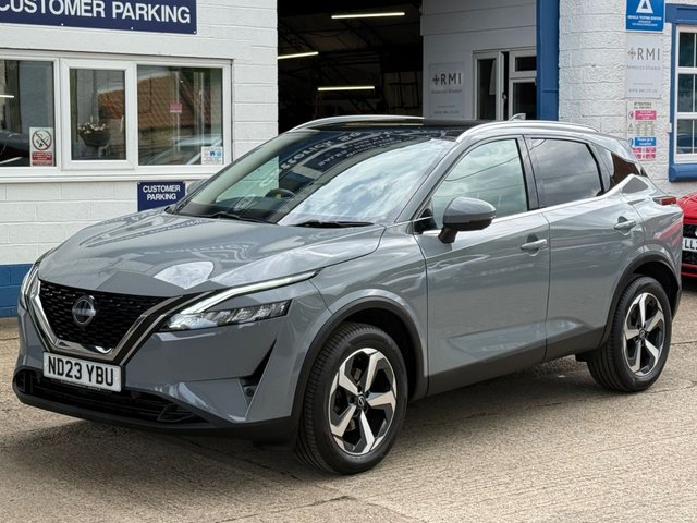 View our NISSAN QASHQAI