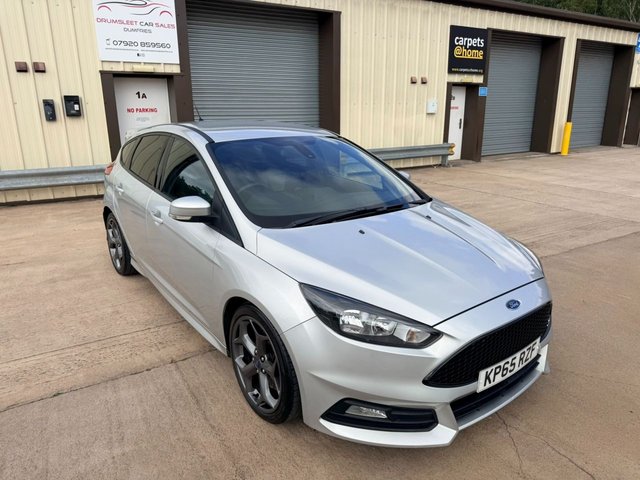 View our FORD FOCUS