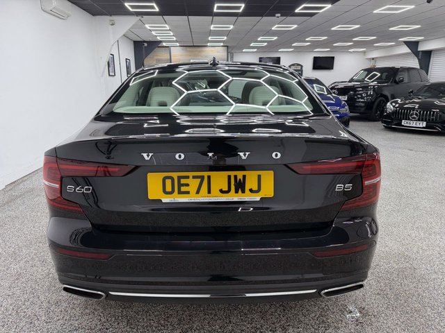 View our VOLVO S60