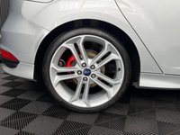 USED 2018 18 FORD FOCUS 2.0T EcoBoost ST-3 Hatchback 5dr Petrol Manual Euro 6 (s/s) (250 ps) RARE MOONDUST SILVER, ST STYLE PACK