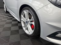 USED 2018 18 FORD FOCUS 2.0T EcoBoost ST-3 Hatchback 5dr Petrol Manual Euro 6 (s/s) (250 ps) RARE MOONDUST SILVER, ST STYLE PACK