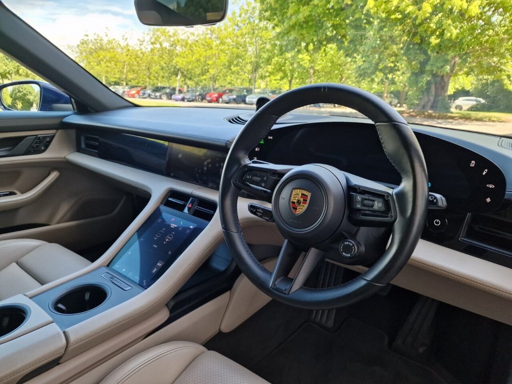 USED 2022 71 PORSCHE TAYCAN Performance Plus 93.4kWh 4 Cross Turismo 5dr Electric Auto 4WD (11kW Charger) (476 ps) FINANCE AVAILABLE