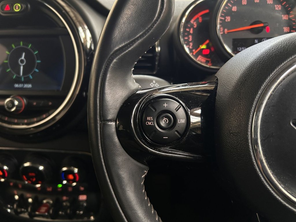 2019 MINI Clubman — image 10