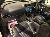 USED 2017 17 JAGUAR F-PACE 2.0 D180 Portfolio SUV 5dr Diesel Auto AWD Euro 6 (s/s) (180 ps) 