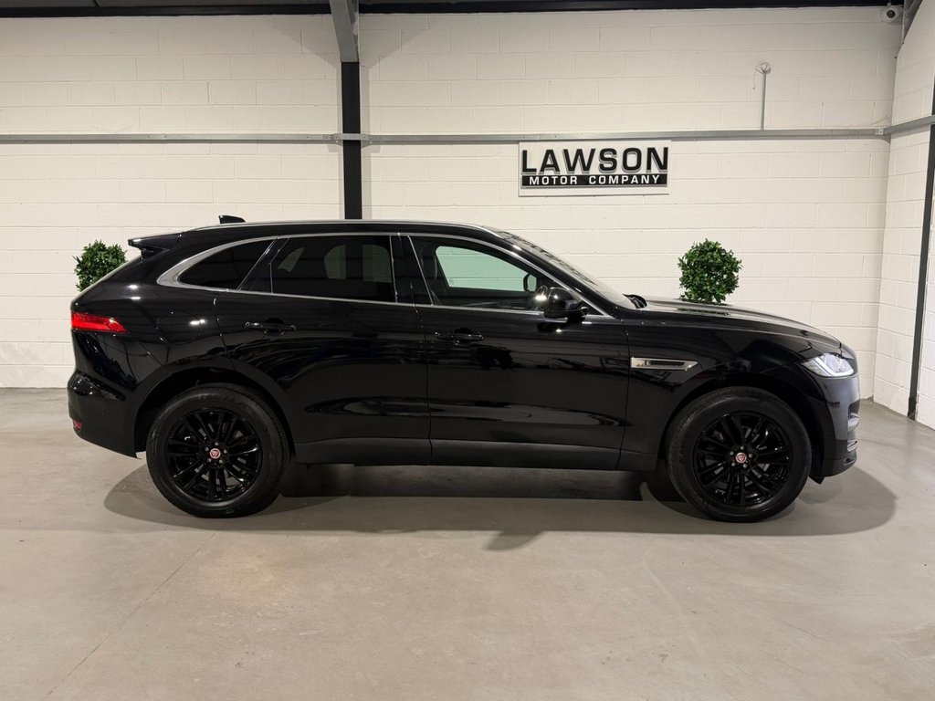 USED 2017 17 JAGUAR F-PACE 2.0 D180 Portfolio SUV 5dr Diesel Auto AWD Euro 6 (s/s) (180 ps) 