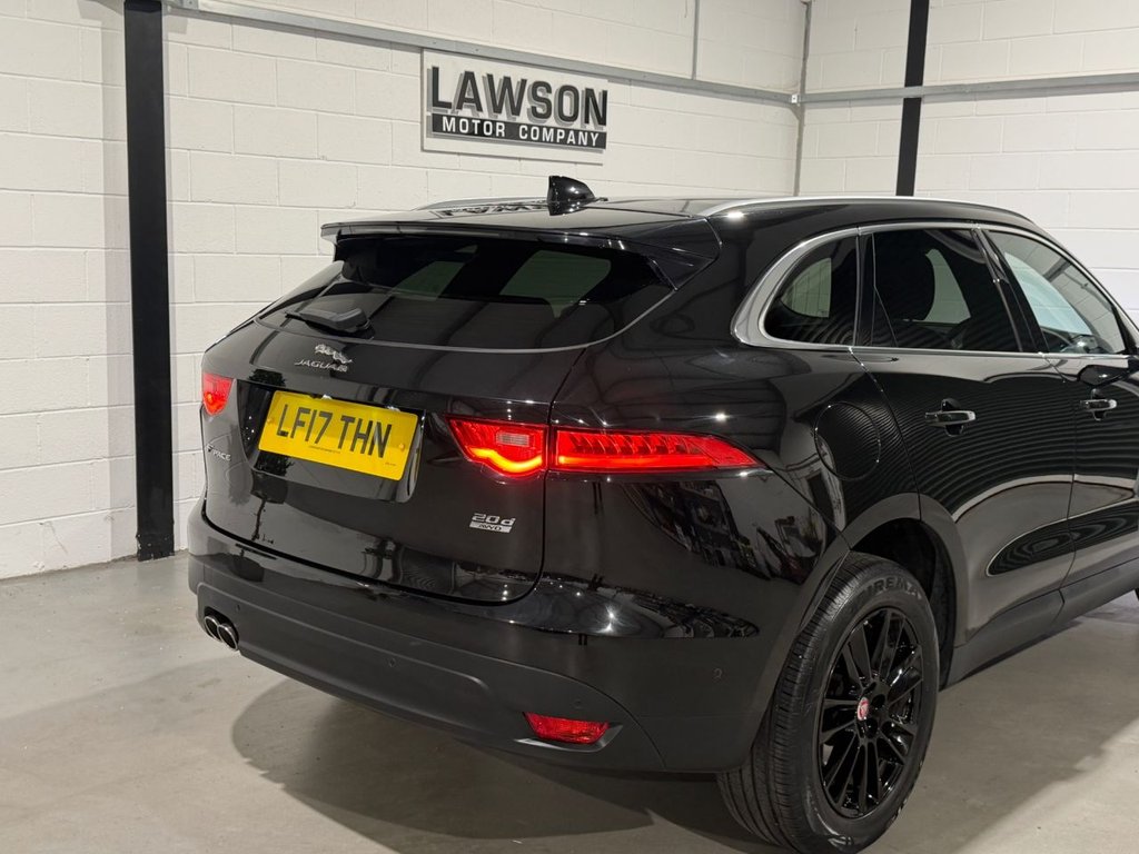 USED 2017 17 JAGUAR F-PACE 2.0 D180 Portfolio SUV 5dr Diesel Auto AWD Euro 6 (s/s) (180 ps) 