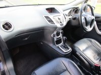 USED 2009 09 FORD FIESTA 1.4 Titanium 5 door Auto Petrol Automatic. Leather. Parking sensors.