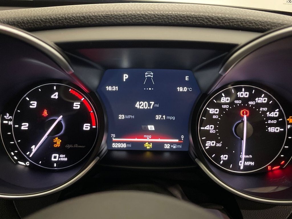 USED 2018 18 ALFA ROMEO GIULIA 2.2 TD Speciale Saloon 4dr Diesel Auto Euro 6 (s/s) (180 ps) Driver Modes