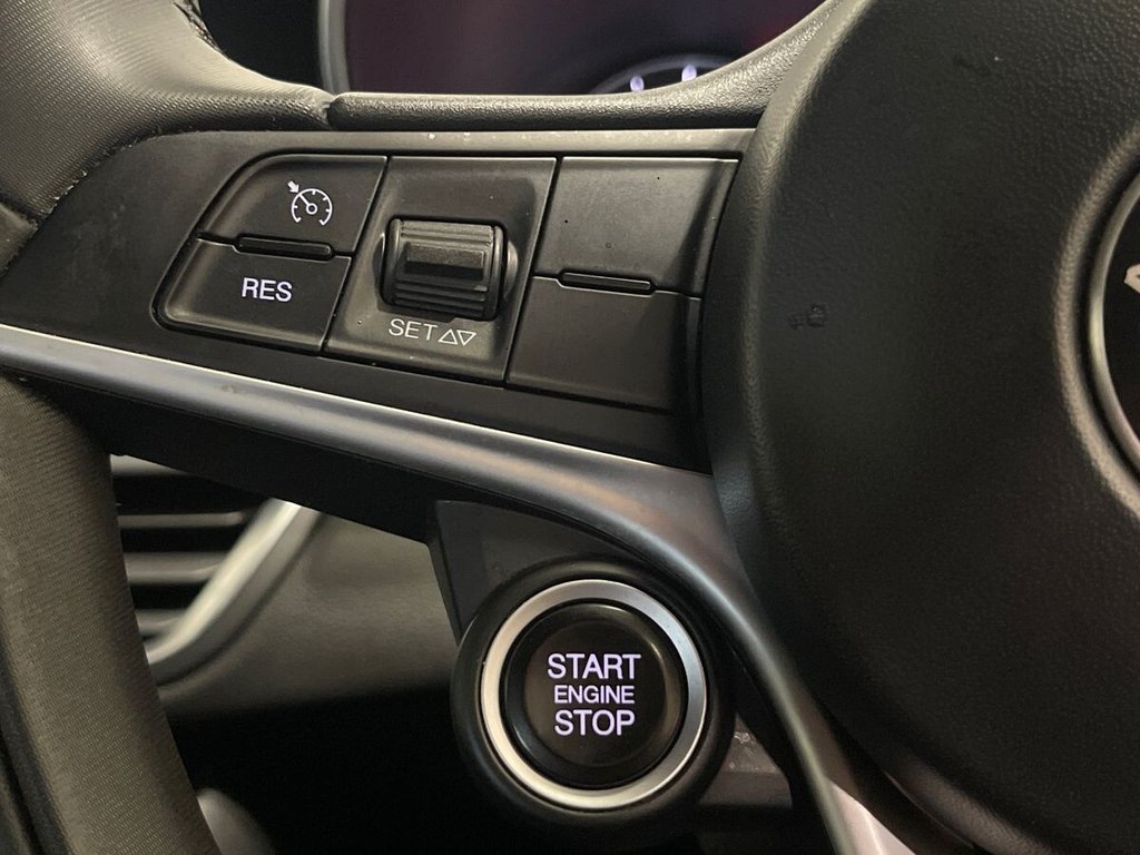 USED 2018 18 ALFA ROMEO GIULIA 2.2 TD Speciale Saloon 4dr Diesel Auto Euro 6 (s/s) (180 ps) Driver Modes